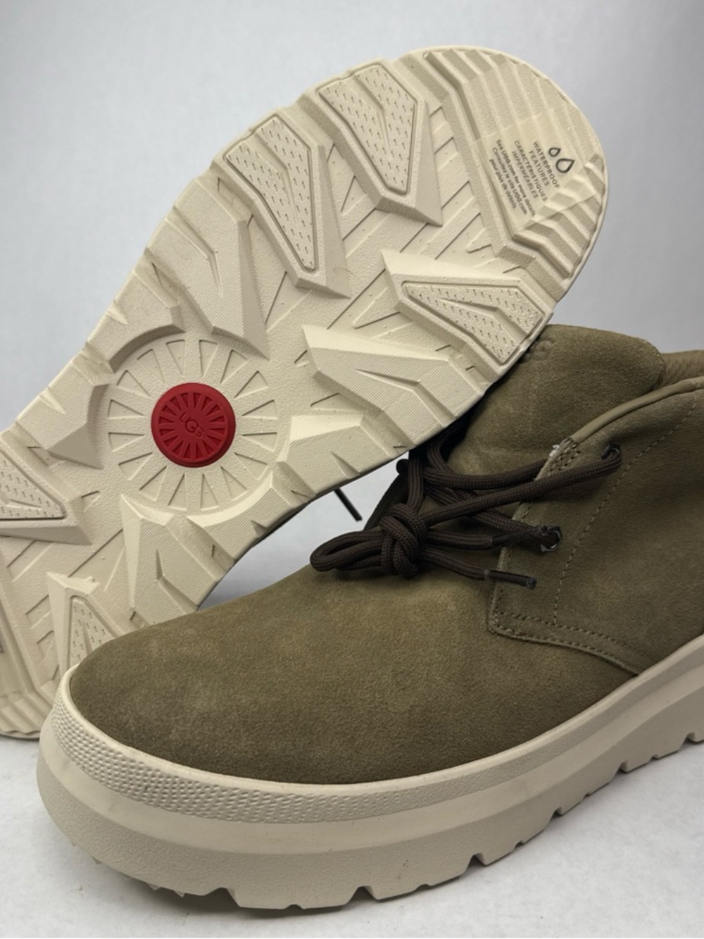 UGG Burleigh Chukka Antelope Suede Sheepskin Men 13 LaceUp Boots Olive 1151773